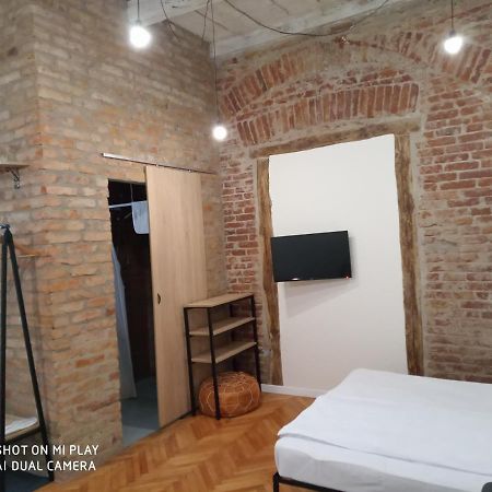 Gogol 14 Апартаменти В Історичному Центрі Міста 우주고로트 외부 사진